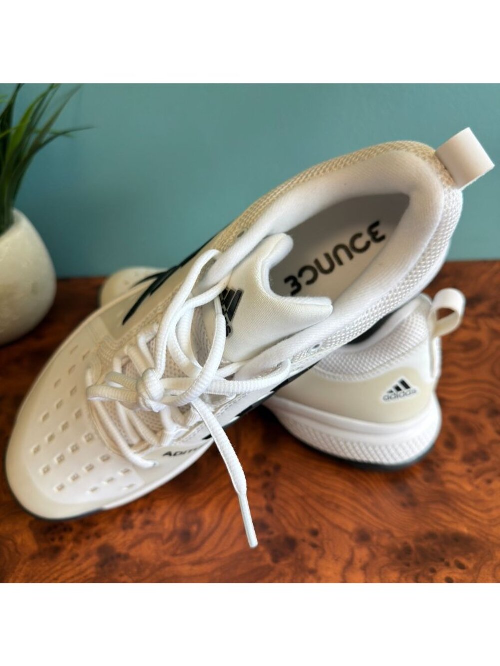 Mens Adidas Size 9 Barricade Class B Tennis Shoe Model BY2919 White Black - Picture 11 of 11